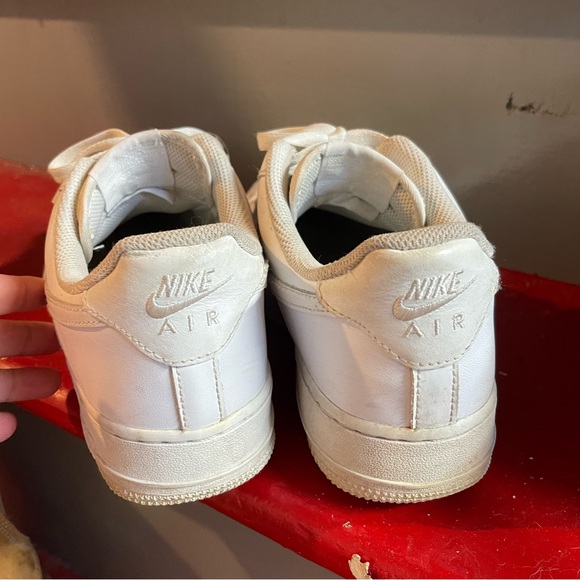 nike air force 1 low - Picture 2 of 4